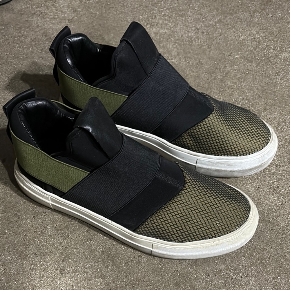 Steve Madden Sneakers -gently used